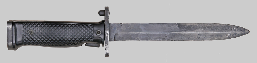 Image of U.S. M5 bayonet by Utica Cutlery Co.