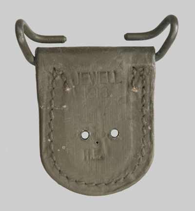 Image of U.S. M1917 Maxim Scabbard Belt Hanger.