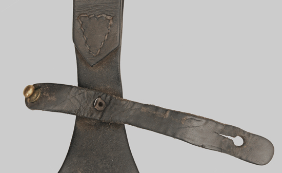 Image of unknown leather bayonet belt frog