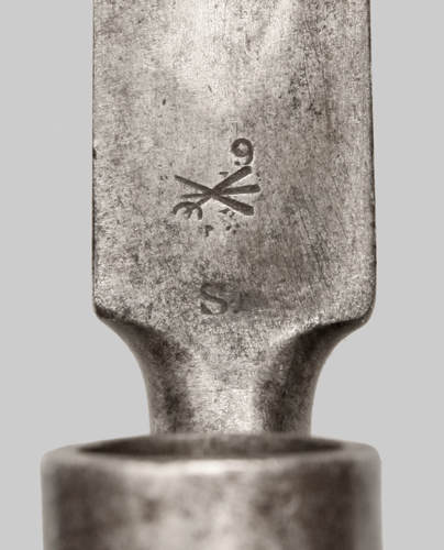 Image of Uruguayan Mauser M1871 socket bayonet.