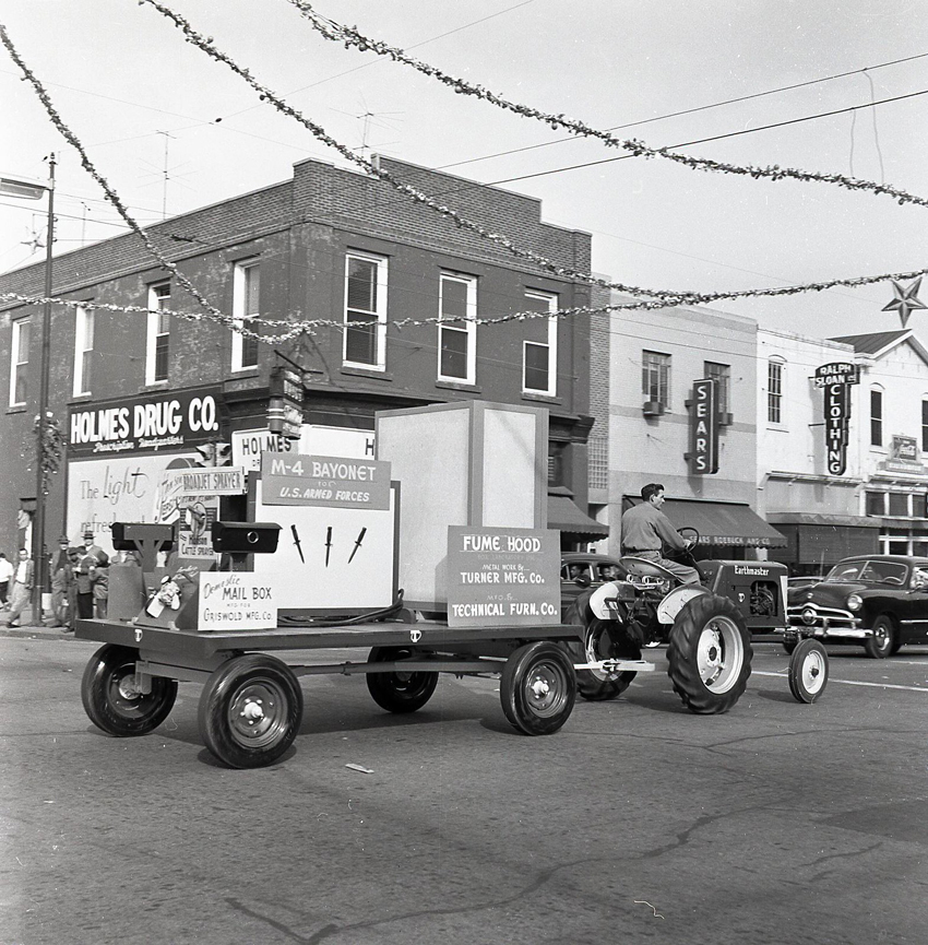 Image of 1955 Turner Manufacturing Co. 1955 Parade of Progress entry showcasing M4 bayonet production.